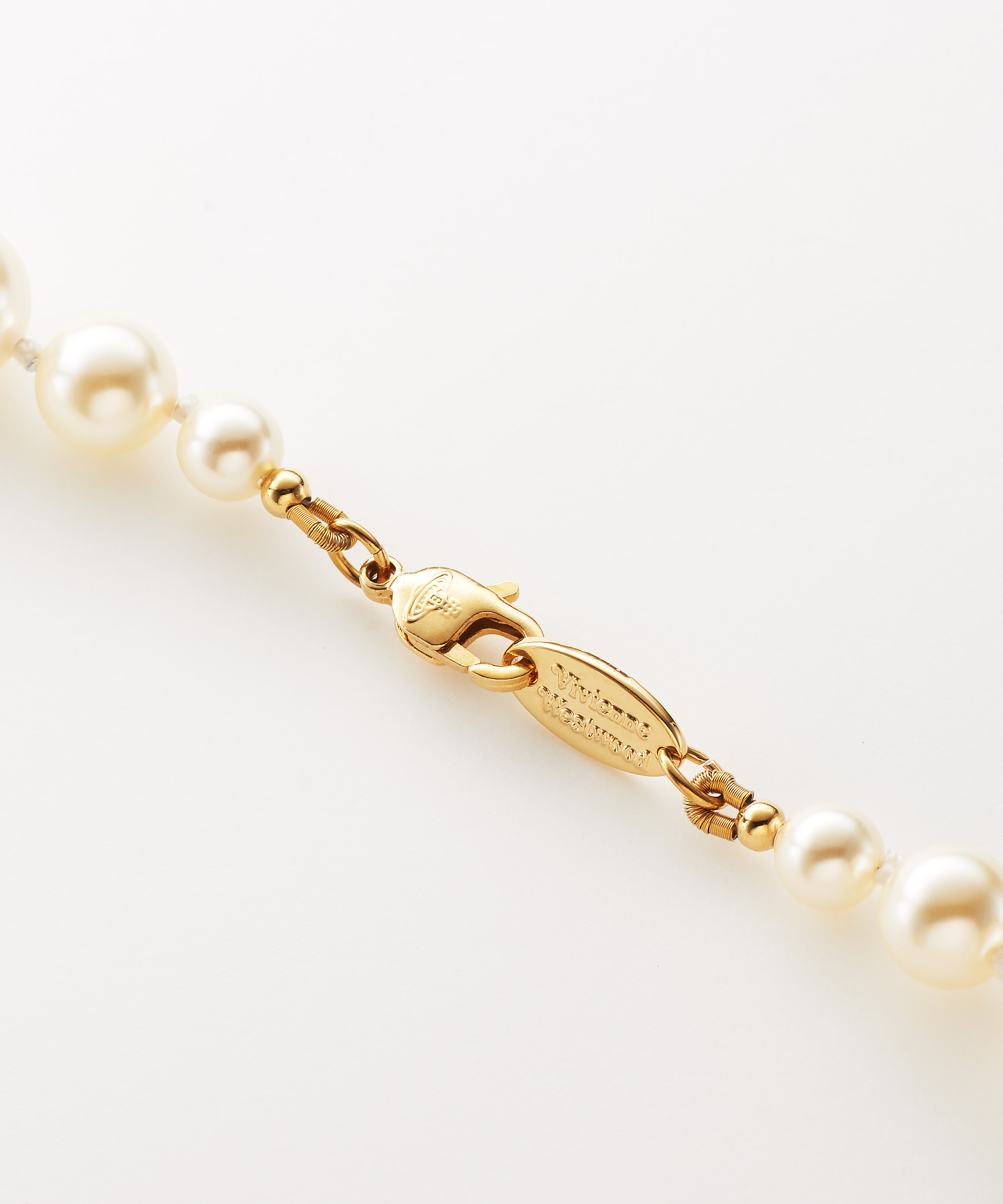 ONE ROW PEARL BAS RELIEF チョーカー(ゴールド)（レディース