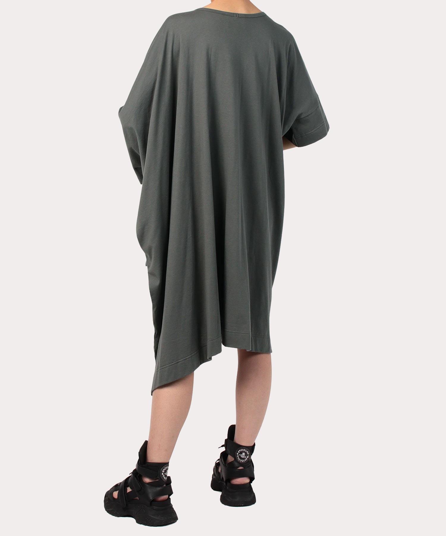 スクエアブロッキング ビッグtシャツワンピース グレー レディース ウェアすべて ワンピース ドレス 公式通販 ヴィヴィアン ウエストウッド Vivienne Westwood