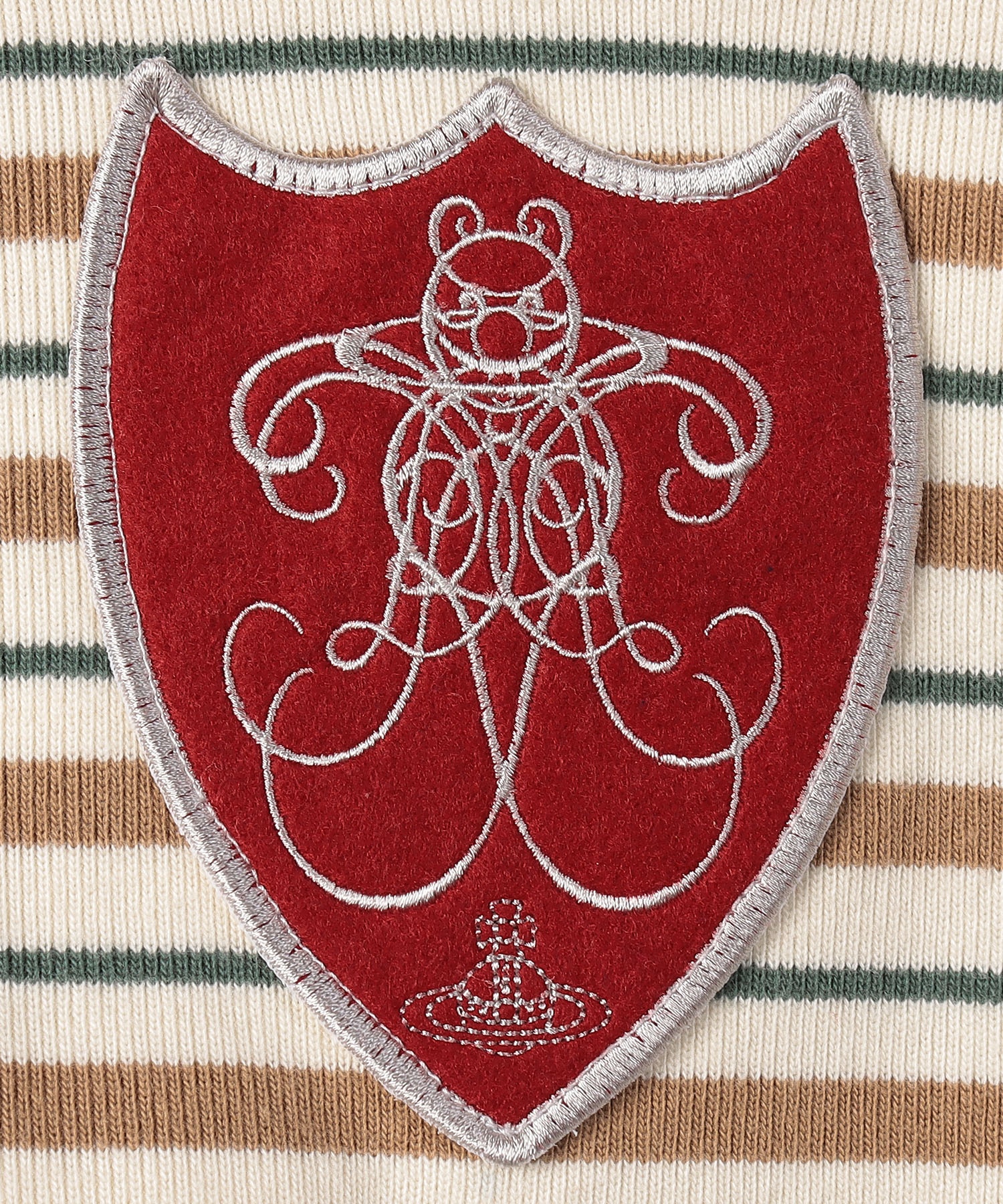 EMBROIDERED PATCH SCRIBBLE CREST ポロトップ