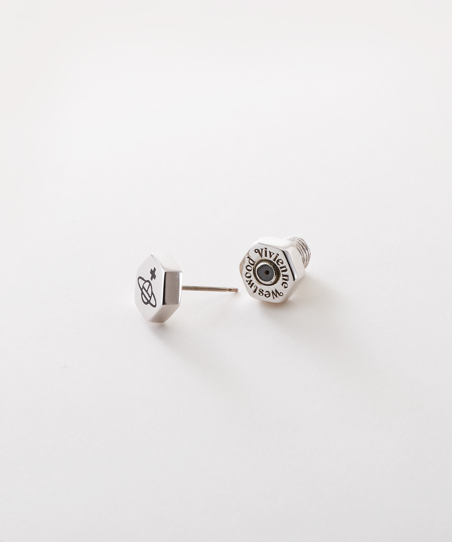 Adel シングル スタッズ ピアス シルバー メンズ adels 公式通販 ヴィヴィアン ウエストウッド Vivienne Westwood Adel シングル スタッズ ピアス シルバー メンズ adels 公式通販 ヴィヴィアン ウエストウッド Vivienne Westwood