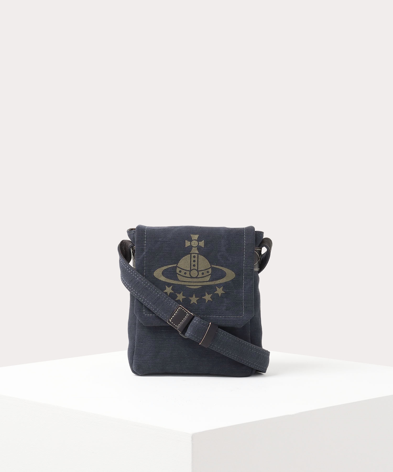 限定品】 Vivienne Westwood ショルダーバッグ 美品 ボルドー R8eIF