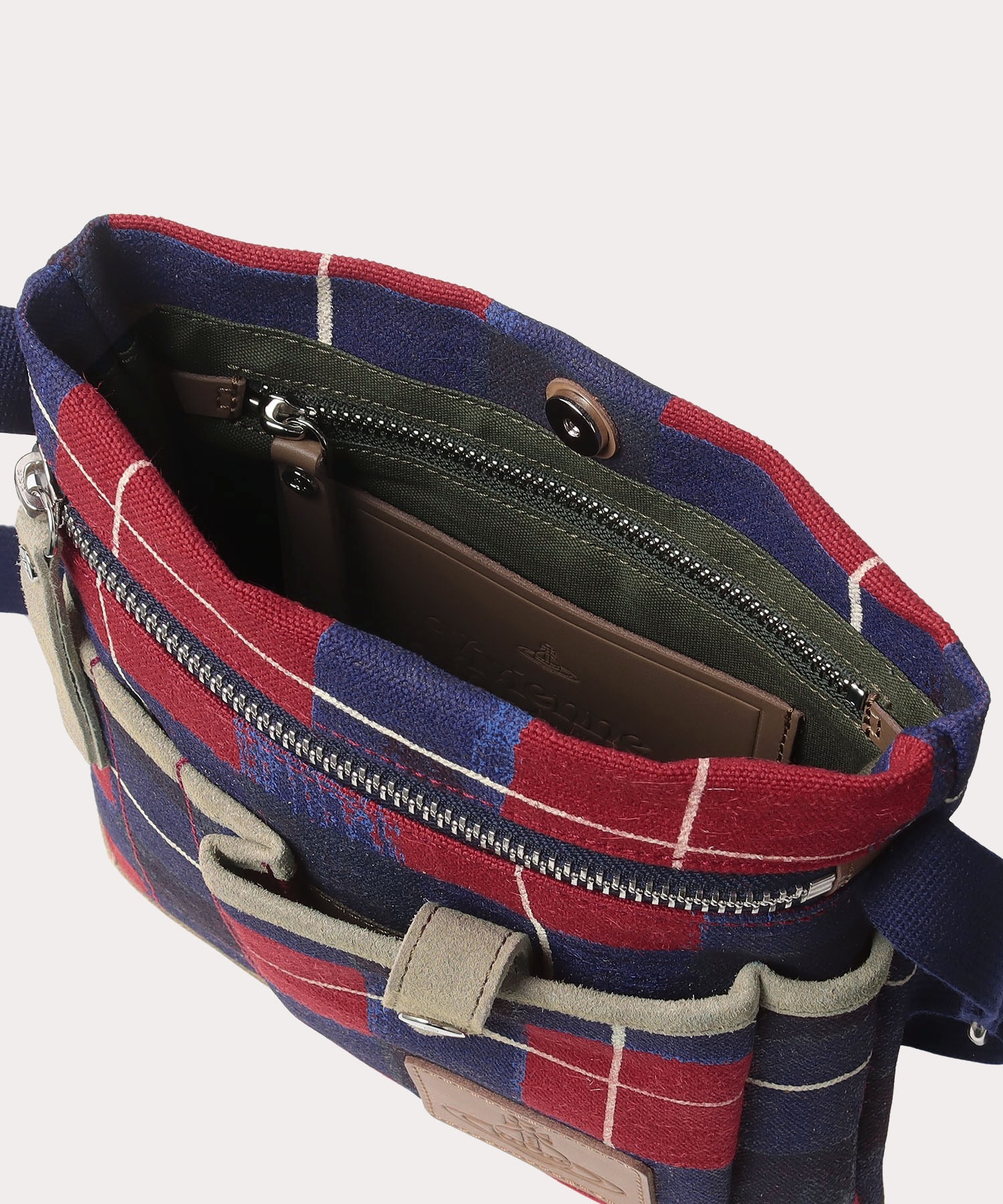 MESSY TARTAN TRbV