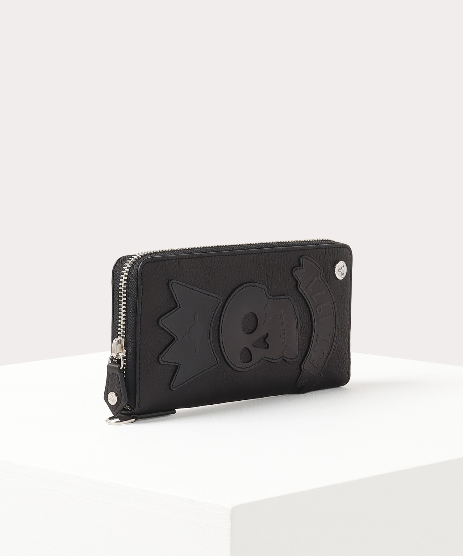 SKULL Eht@Xi[z